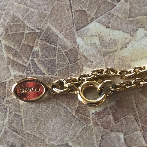 Vintage AVON Necklace and Earrings Viennese Collection - Picture 3 of 4